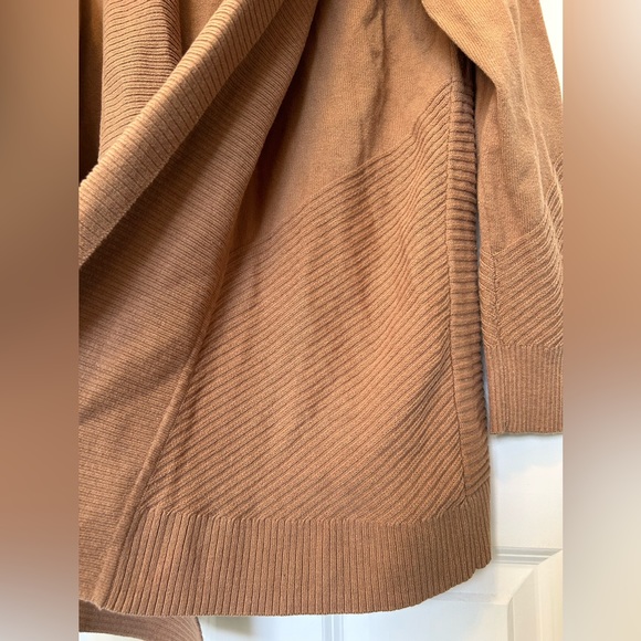 Open front sweater - Picture 4 of 8